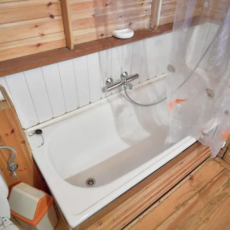 Chalet Lovely Chalet In Near Forest *