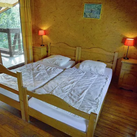 Lovely Chalet In Near Forest Sosoye